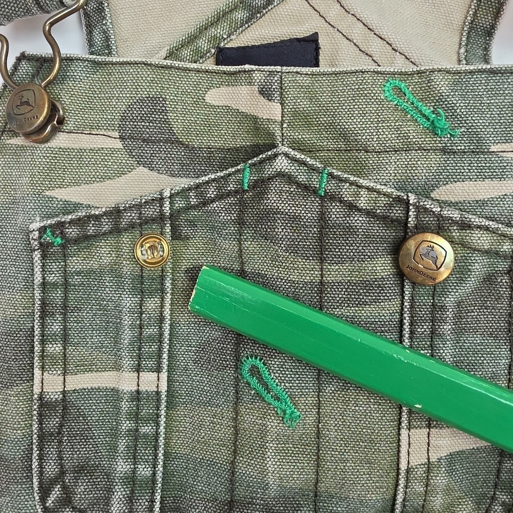 John Deere Overalls Boys' Size 5 Camo Pattern Straight Leg Reinforced Knees - Picture 7 of 10